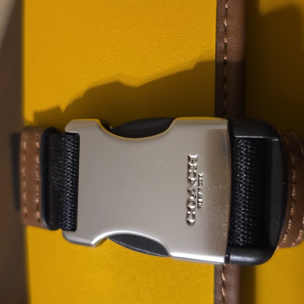 Coach Racer Pouch - Picture 4 of 6